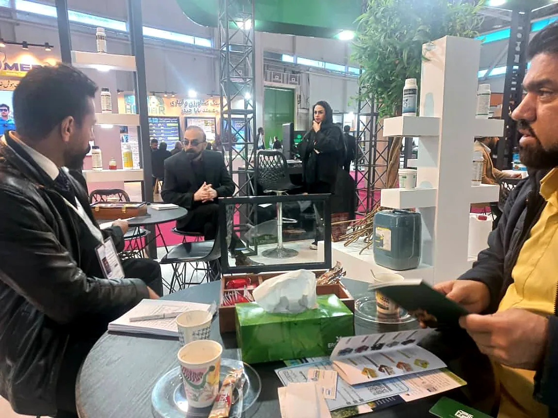 Discussion at a trade exhibition